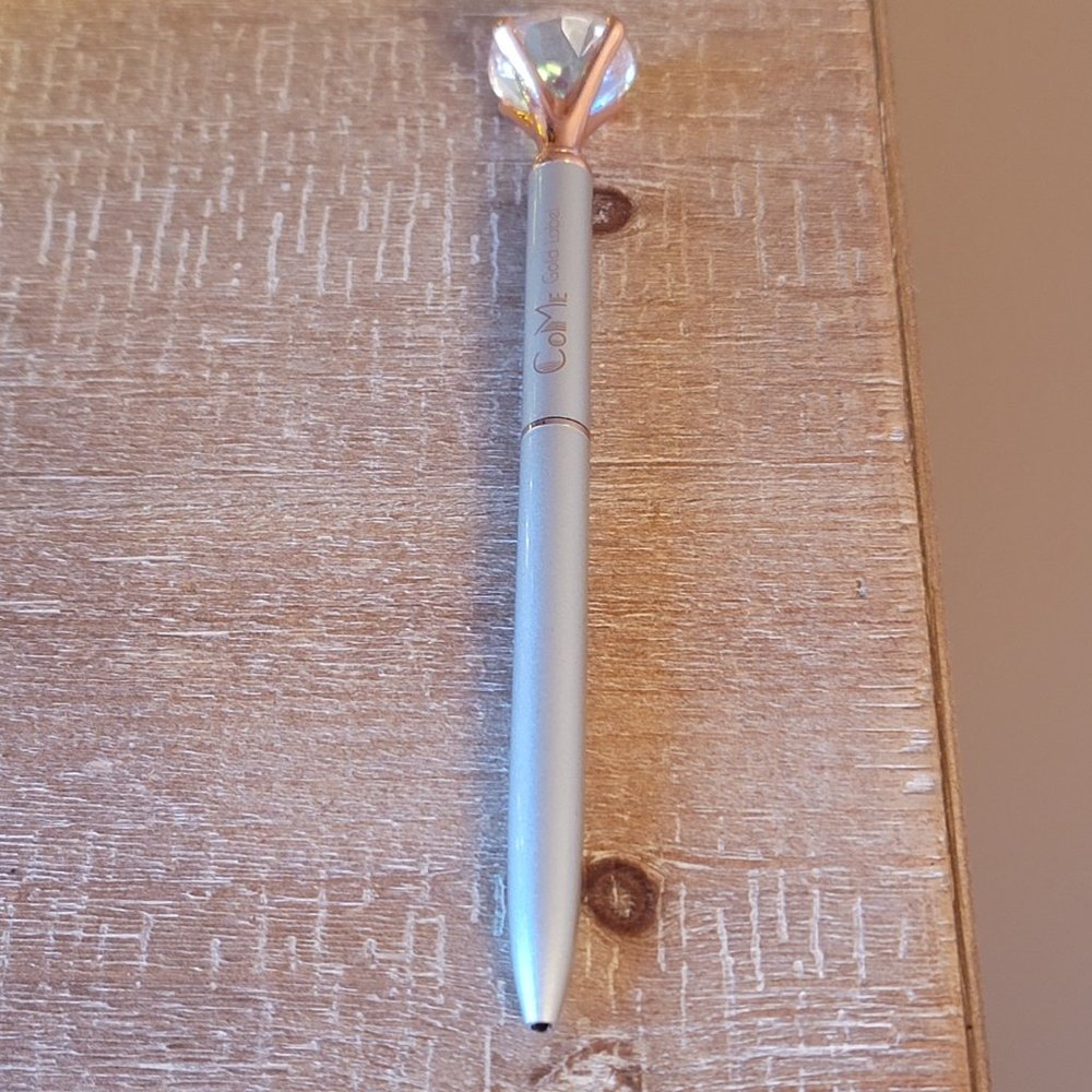 Sparkling Rhinestone Pen w/blackvelvet-like Gift Bag & Replacement ink cartridge